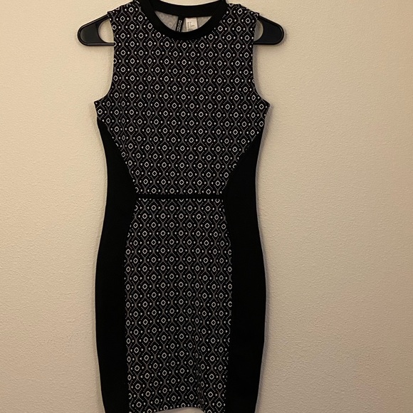 Mini Dress - Picture 2 of 4